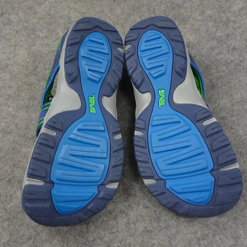 Teva Manatee Sandals 5 Boys Youth Mesh Navy Blue Enclosed Toe Hiking Youth Blue